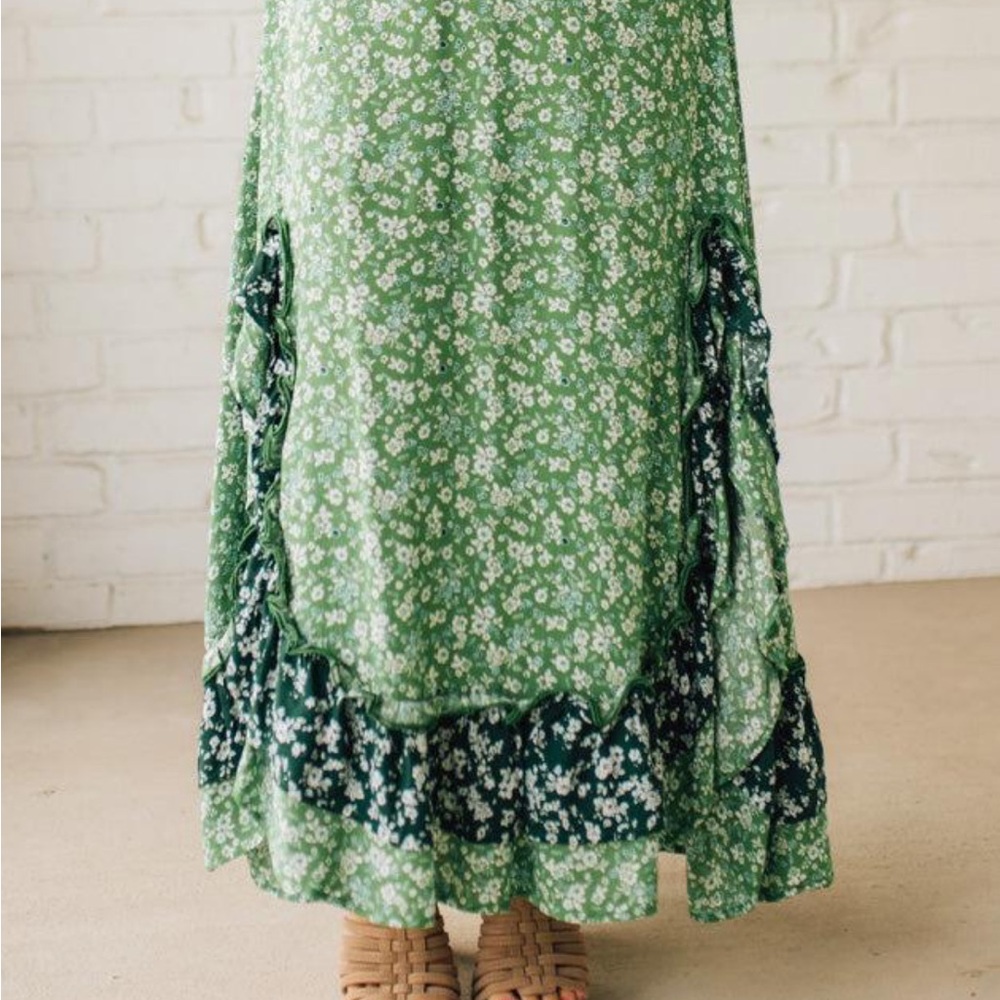 Double Side Slits Ruffled Maxi Skirt - Picture 2 of 16